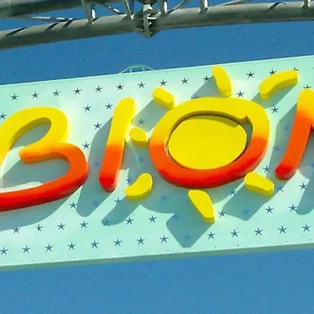 The Perfect Place For Pool And Bbq Lovers